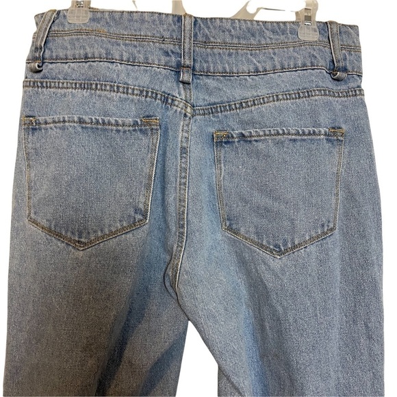 Fashion Nova Distressed Front High Waisted Boyfriend Jogger Jeans  Sz. 11 - Picture 5 of 10